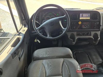 2022 Accolade 37M — photo 15 view