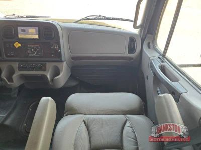 2022 Accolade 37M — photo 17 view