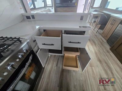 2026 Keystone RV Montana - Photo 31