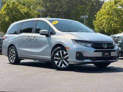 2025 Honda Odyssey EX-L - Photo 2