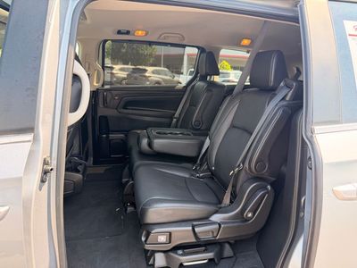 2025 Honda Odyssey EX-L - Photo 16