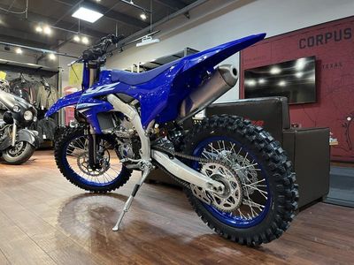 2025 Yamaha YZ250FX — rear three-quarter view