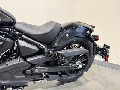 2025 Indian Motorcycle Scout Bobber Black Metallic — photo 10 view
