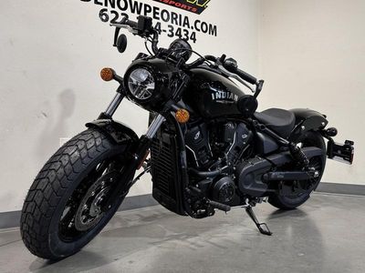 2025 Indian Motorcycle Scout Bobber Black Metallic — side profile view