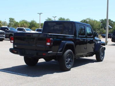 2026 Jeep Gladiator — side profile view