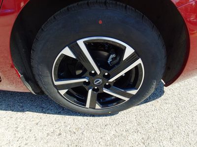 2024 Nissan Sentra — photo 10 view