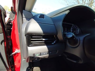 2024 Nissan Sentra — photo 13 view