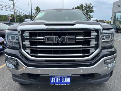 2018 GMC Sierra 1500 — interior view
