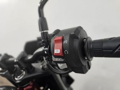 2025 Honda CB750 Hornet — photo 15 view