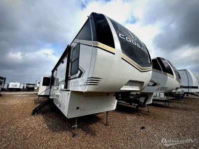 2026 Keystone Cougar — front three-quarter view