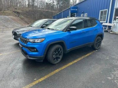 2022 Jeep Compass Altitude 4x4 in Blue — front three-quarter view
