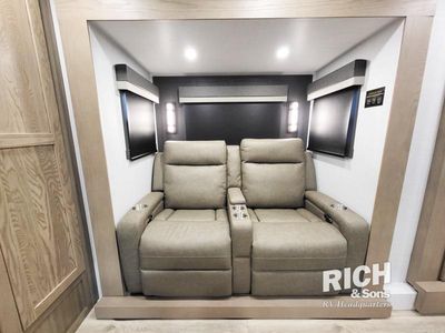 2026 Forest River Rockwood Signature - Photo 11