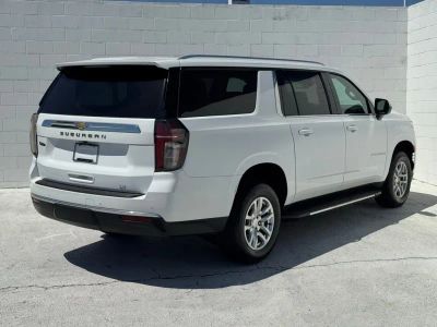 2024 Chevrolet Suburban - Photo 12