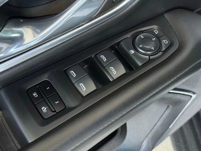 2024 Chevrolet Suburban - Photo 28