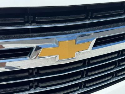 2024 Chevrolet Suburban - Photo 8