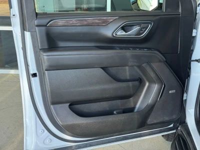 2024 Chevrolet Suburban - Photo 27