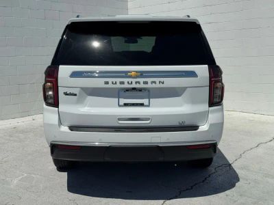 2024 Chevrolet Suburban - Photo 11