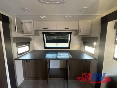 2026 Prime Time RV LaCrosse — photo 22 view