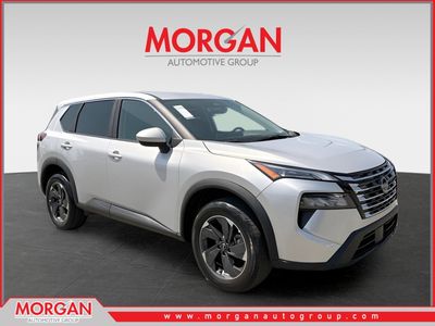 2025 Nissan Rogue SV in Silver — front three-quarter view
