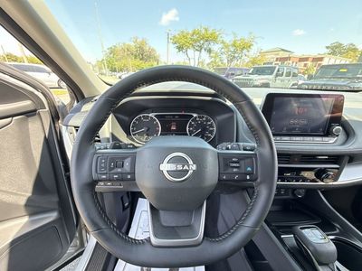 2025 Nissan Rogue — photo 13 view