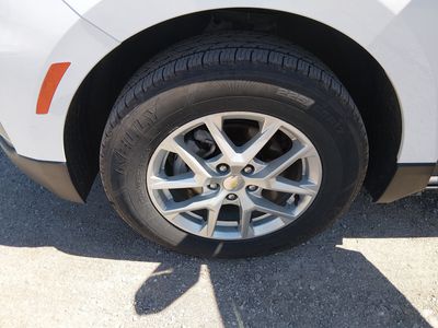 2024 Chevrolet Equinox — photo 10 view
