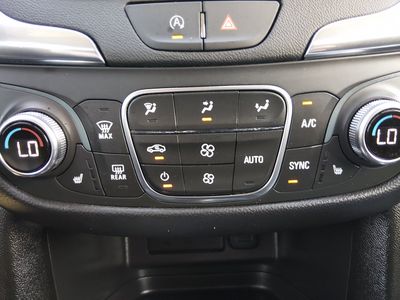 2024 Chevrolet Equinox — photo 17 view