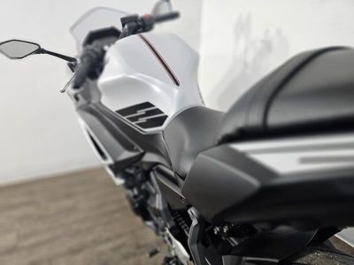 2026 Kawasaki Ninja 650 ABS — photo 18 view