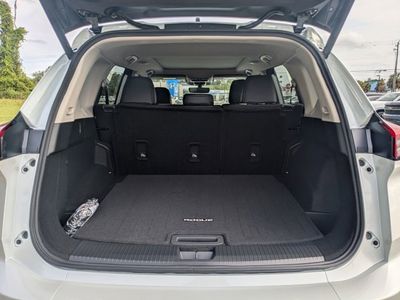 2026 Nissan Rogue — photo 12 view