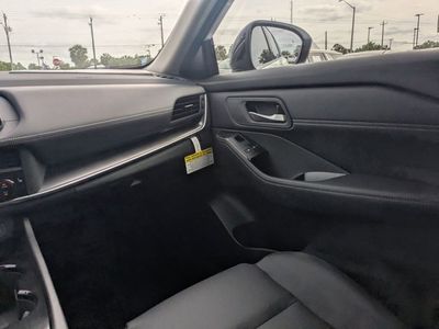 2026 Nissan Rogue — photo 17 view