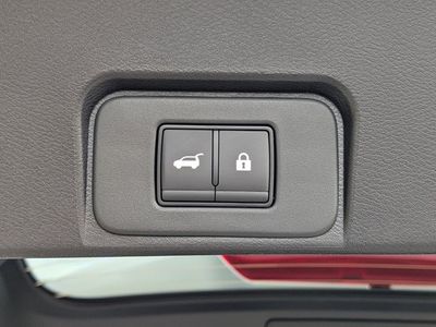 2026 Nissan Rogue — photo 13 view