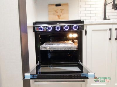 2026 Venture RV SportTrek - Photo 12