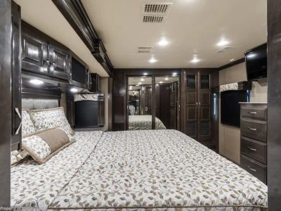 2018 American Coach American Revolution - Photo 34