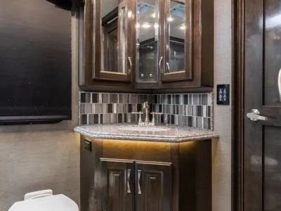 2018 American Coach American Revolution - Photo 30