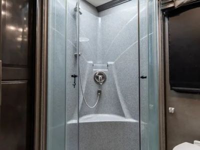 2018 American Coach American Revolution - Photo 32