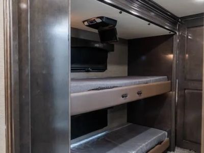 2018 American Coach American Revolution - Photo 24