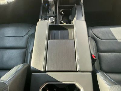2024 Toyota Sequoia - Photo 13