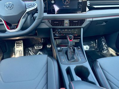 2026 Volkswagen Jetta GLI — photo 18 view