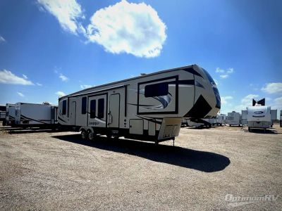 2018 Forest River Sandpiper — front three-quarter view