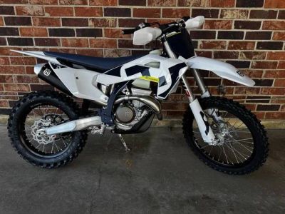 2026 Husqvarna® FX 350 — front three-quarter view