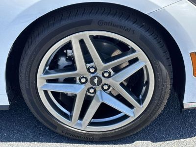 2025 Ford Mustang - Photo 12