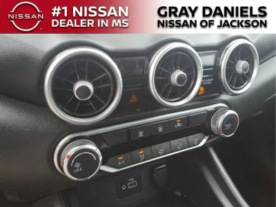 2022 Nissan Sentra — photo 17 view
