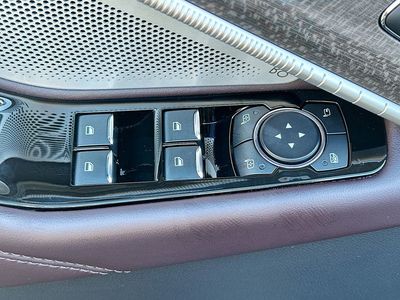 2025 Ford Explorer - Photo 18