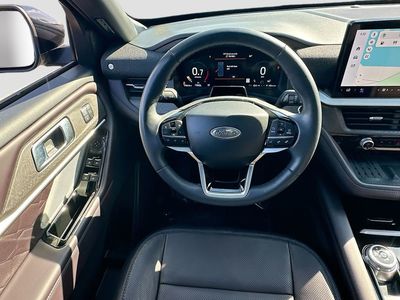 2025 Ford Explorer - Photo 24