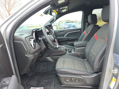 2023 Chevrolet Colorado - Photo 9