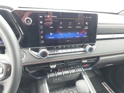 2023 Chevrolet Colorado - Photo 11
