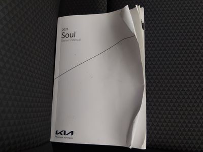2025 Kia Soul - Photo 21