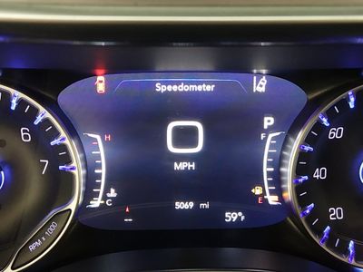 2026 Chrysler Pacifica — photo 14 view