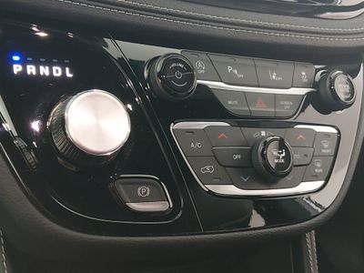 2026 Chrysler Pacifica — photo 20 view