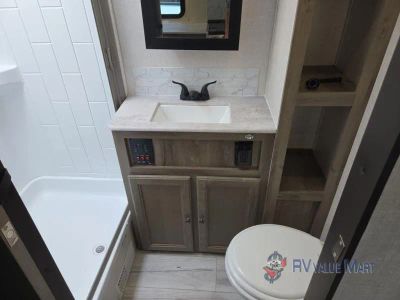 2022 Forest River RV Surveyor Legend — photo 26 view