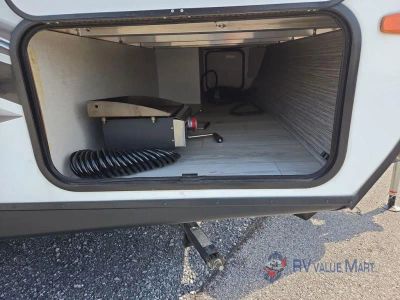 2022 Forest River RV Surveyor Legend — photo 14 view